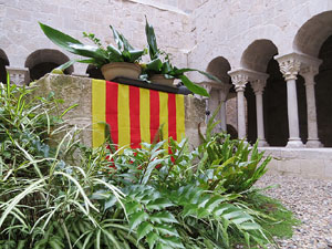 Festa Major de Sant Daniel 2017 - Audici&oacute; i ballada de la Sardana de les monges al claustre del Monestir de Sant Daniel