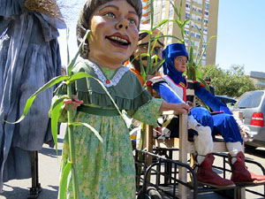 Festes de Primavera de Girona 2017. Penjada del Tarl&agrave;. La cercavila