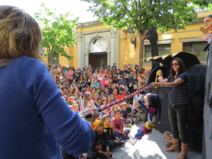 Festes de Primavera de Girona 2017. Cercavila de mulasses amb la Mula Baba i l'Ase de Bessan