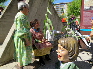 Festes de Primavera de Girona 2017. Penjada del Tarl&agrave;. La cercavila