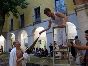 FITAG 2017 - Espectacle 'Un barret de copa', coproducci&oacute; FITAG17 Girona (Catalunya) i Szczecin (Pol&ograve;nia)