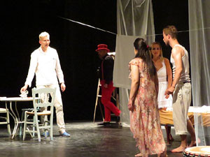 FITAG 2017 - Espectacle 'Un barret de copa', coproducci&oacute; FITAG17 Girona (Catalunya) i Szczecin (Pol&ograve;nia)