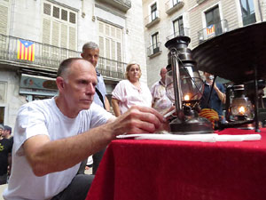 Arribada a Girona de la Flama del Canig&oacute; 2017