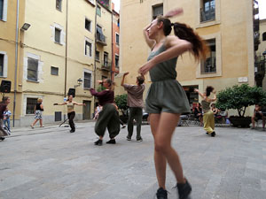 inund'ART 2017. Espectacles musicals i de dansa a la pla&ccedil;a Mercaders