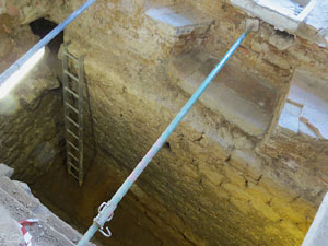 Troballa d'un potent pany de muralla en una casa del carrer Argenteria de Girona