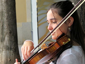 M&uacute;sica a la Rambla de la Llibertat de Girona