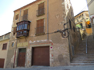La pla&ccedil;a del Pallol. Hist&ograve;ria i reportatge fotogr&agrave;fic de l'indret del Barri Vell de Girona
