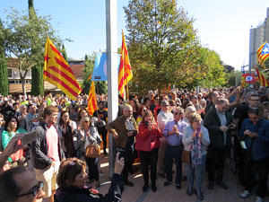 Arribada i sortida de l'alcaldessa Marta Madrenas del Palau de Just&iacute;cia