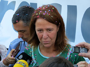 Arribada i sortida de l'alcaldessa Marta Madrenas del Palau de Just&iacute;cia