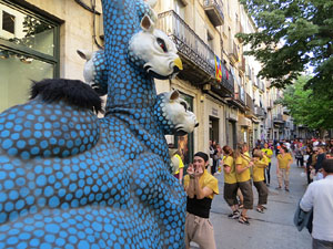 Sant Jordi 2017. Cercavila amb el Beatusaure