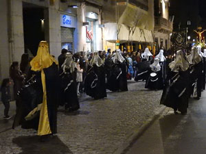 Setmana Santa 2017 a Girona. Process&oacute; del Sant Enterrament