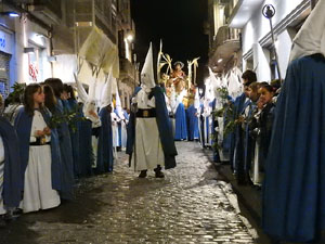 Setmana Santa 2017 a Girona. Process&oacute; del Sant Enterrament