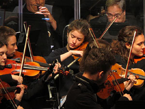 Festival Strenes 2017. Concert Tossudament Llach a les escales de la Catedral