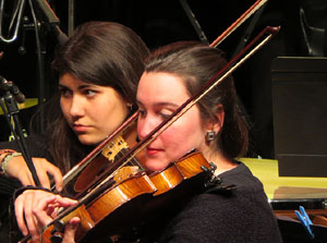 Festival Strenes 2017. Concert Tossudament Llach a les escales de la Catedral
