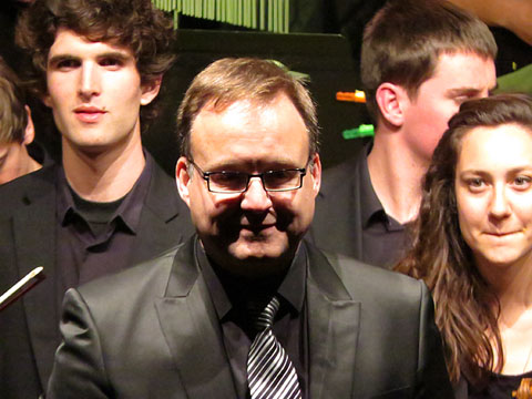 Francesc Cass&uacute;, director de l'orquestra Simf&ograve;nica de Cobla i Corda de Catalunya