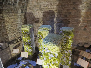 Temps de Flors 2017. Decoracions florals als diversos espais dels Banys &Agrave;rabs