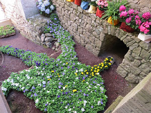 Temps de Flors 2017. Decoracions florals als diversos espais dels Banys &Agrave;rabs
