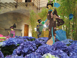 Temps de Flors 2017. Instal&middot;laci&oacute; 'El rac&oacute; de les geishes' a la Cambra de la Propietat Urbana