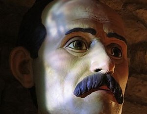 Temps de Flors 2017. Decoracions florals als diversos espais dels Soterranis de la Catedral