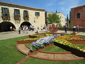Temps de Flors 2017. Instal&middot;lacions i muntatges florals a la Pla&ccedil;a dels Jurats