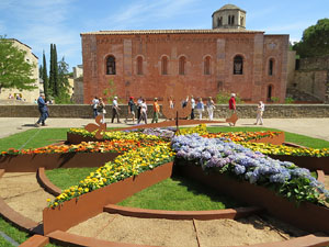 Temps de Flors 2017. Instal&middot;lacions i muntatges florals a la Pla&ccedil;a dels Jurats
