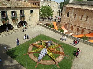 Temps de Flors 2017. Instal&middot;lacions i muntatges florals a la Pla&ccedil;a dels Jurats
