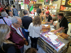Temps de Flors 2017. Nit de Flors i Sabors al Mercat del Lle&oacute;