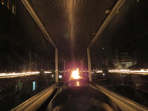 Temps de Flors 2017. The Musical Fire Kult. Espectacle musical i visual amb foc a les escales de l'esgl&eacute;sia de Sant Feliu