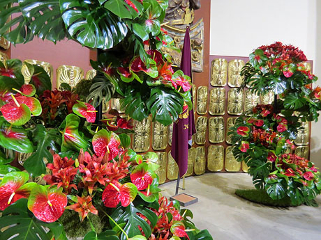Temps de Flors 2017. Decoracions florals a l'esgl&eacute;sia de Sant Lluc, el Castrum dels Manaies de Girona