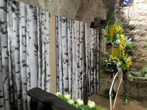 Temps de Flors 2017. Decoracions florals als baixos de l'edifici de les Sarra&iuml;nes