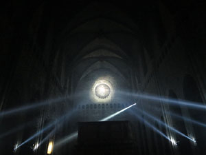 Transfiguraci&oacute; de la nau. Espectacle de llum i m&uacute;sica a la nau g&ograve;tica de la Catedral de Girona