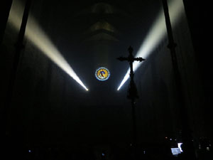 Transfiguraci&oacute; de la nau. Espectacle de llum i m&uacute;sica a la nau g&ograve;tica de la Catedral de Girona