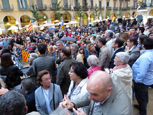 Acte de campanya pel S&Iacute; amb el President Carles Puigdemont a la pla&ccedil;a de la Independ&egrave;ncia
