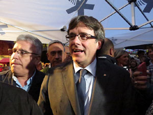 Acte de campanya pel S&Iacute; amb el President Carles Puigdemont a la pla&ccedil;a de la Independ&egrave;ncia