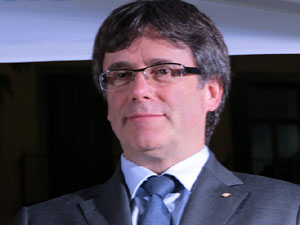 Acte de campanya pel S&Iacute; amb el President Carles Puigdemont a la pla&ccedil;a de la Independ&egrave;ncia