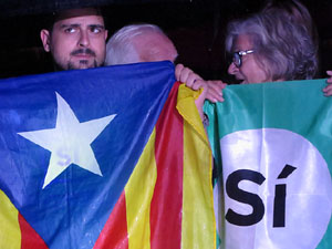 Acte de campanya pel S&Iacute; amb el President Carles Puigdemont a la pla&ccedil;a de la Independ&egrave;ncia