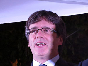 Acte de campanya pel S&Iacute; amb el President Carles Puigdemont a la pla&ccedil;a de la Independ&egrave;ncia
