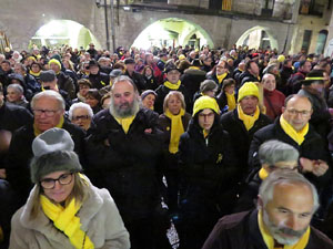 Aprovaci&oacute; oficial del canvi de nom de la pla&ccedil;a de la Constituci&oacute; per pla&ccedil;a de l'1 d'octubre de 2017