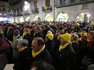 Aprovaci&oacute; oficial del canvi de nom de la pla&ccedil;a de la Constituci&oacute; per pla&ccedil;a de l'1 d'octubre de 2017