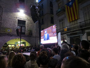 Compareixen&ccedil;a del President Carles Puigdemont al Parlament. Discurs de la independ&egrave;ncia