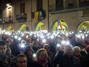 Concentraci&oacute; per la llibertat dels presos pol&iacute;tics a la pla&ccedil;a del Vi