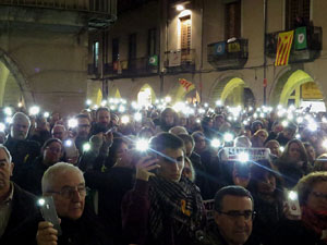Concentraci&oacute; per la llibertat dels presos pol&iacute;tics a la pla&ccedil;a del Vi