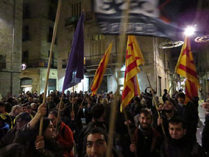 Concentraci&oacute; per la llibertat dels presos pol&iacute;tics a la pla&ccedil;a del Vi
