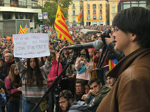 Jornada de vaga general 8N. Concentraci&oacute; davant la seu de la Generalitat a Girona