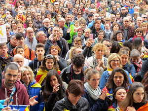 Jornada de vaga general 8N. Concentraci&oacute; davant la seu de la Generalitat a Girona