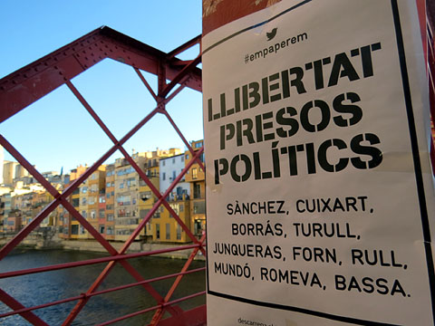 Cartell al pont de les Peixateries Velles