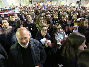 Jornada de vaga general 8N. Concentraci&oacute; a la pla&ccedil;a del Vi
