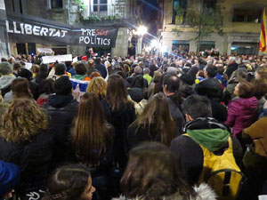 Jornada de vaga general 8N. Concentraci&oacute; a la pla&ccedil;a del Vi