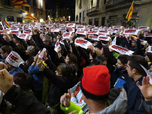 Jornada de vaga general 8N. Concentraci&oacute; a la pla&ccedil;a del Vi