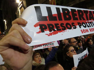 Jornada de vaga general 8N. Concentraci&oacute; a la pla&ccedil;a del Vi